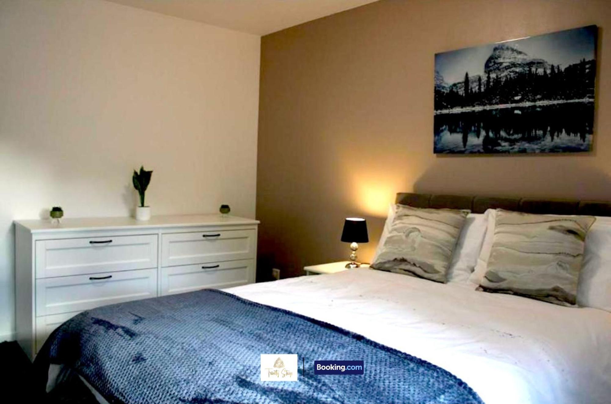 4 Bedroom House With Parking Near City Centre By Trinity Stays Short Lets & Serviced Accommodation Cambridge Екстер'єр фото